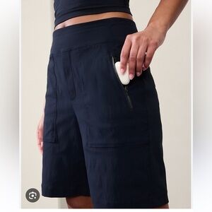 Athleta Women’s Navy Cargo Shorts